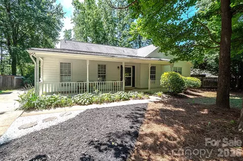 13615 Wildiris Ct, Pineville, NC 28134