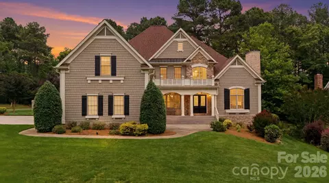 2420 Crofte Dr, Sherrills Ford, NC 28673