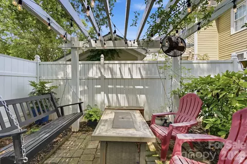 Exterior - 306 Elis Way, Fort Mill, SC 29708 photo 4 of 8