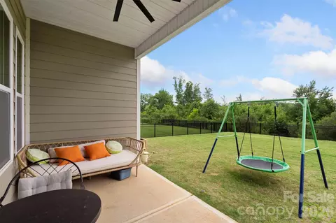 Exterior - 4190 Millstream Rd, Denver, NC 28037 photo 2 of 3