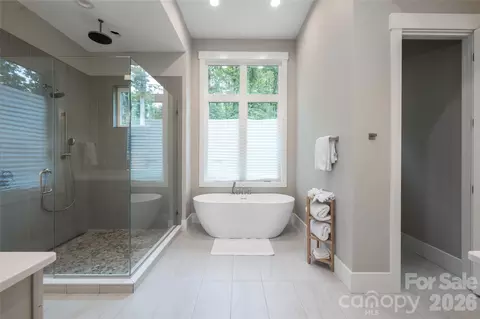 Bath - 128 Saddle Ridge Dr, Alexander, NC 28701 photo 1 of 3