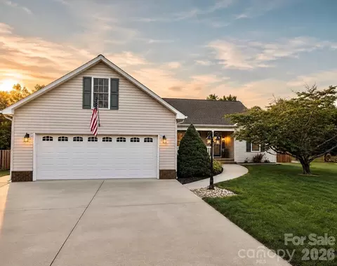 5700 Aspiran Dr, Catawba, NC 28609