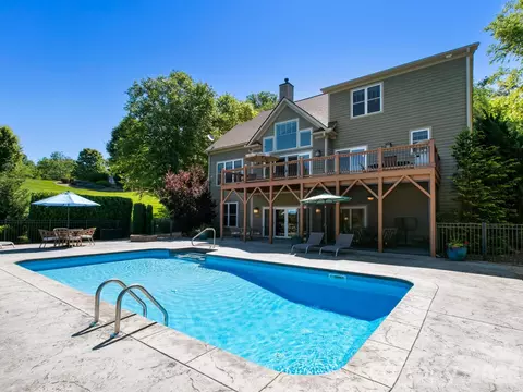32 Lake Vista Dr, Fletcher, NC 28732