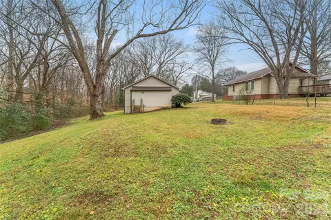 Exterior - 500 3rd St, Stanley, NC 28164 photo 5 of 6