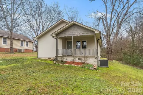 Exterior - 500 3rd St, Stanley, NC 28164 photo 3 of 6