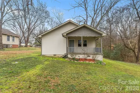 Exterior - 500 3rd St, Stanley, NC 28164 photo 2 of 6