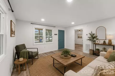 Living - 500 3rd St, Stanley, NC 28164 photo 3 of 5