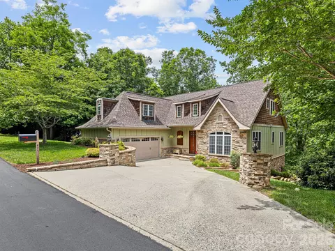 421 Purple Finch Ct, Arden, NC 28704