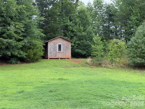 Exterior - 8017 Secluded Ln, Denver, NC 28037 photo 3 of 3