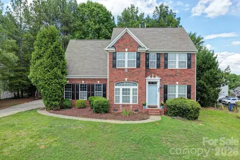 305 Hydrangea Dr, Clover, SC 29710