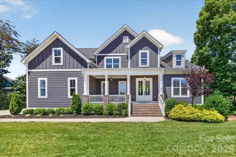 104 Broad Birch Dr, Davidson, NC 28036