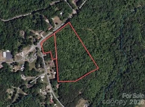 2936 Old Shelby Rd, Hickory, NC 28602