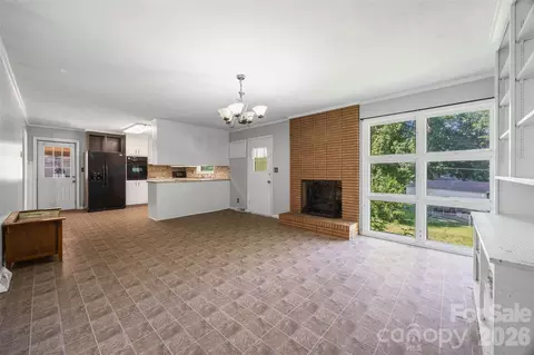 1020 Candlewood Ln, Rock Hill, SC 29730