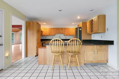 Kitchen - 547 Windover Dr, Brevard, NC 28712 photo 5 of 5