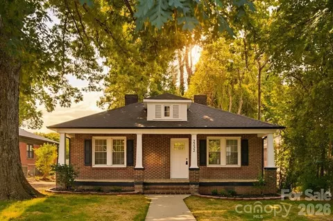 2232 Wilmore Dr, Charlotte, NC 28203