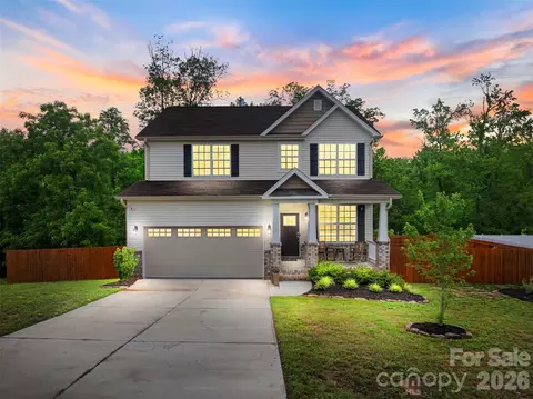 497 Mahogany 32 Dr #32, Thomasville, NC 27360