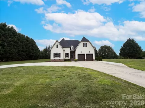 1417 Mcbeth Dr, Kannapolis, NC 28083