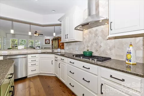 Kitchen - 41232 Calla Lily St, Indian Land, SC 29707 photo 4 of 4
