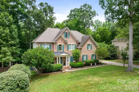 1209 High Brook Dr, Waxhaw, NC 28173