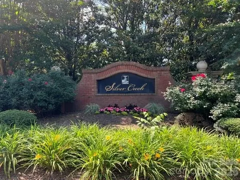 1209 High Brook Dr, Waxhaw, NC 28173