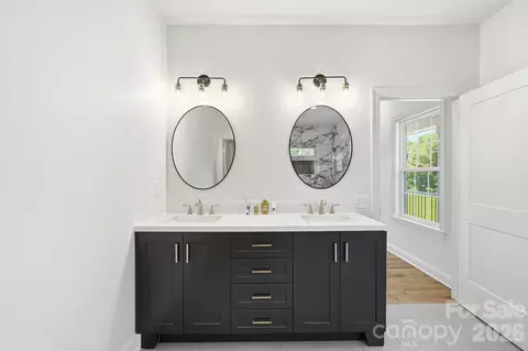 Bath - 7217 Tesh Rd, Monroe, NC 28110 photo 3 of 3
