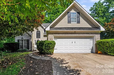 9111 Cedar River Rd, Huntersville, NC 28078