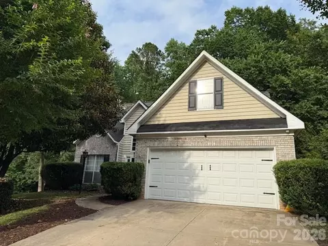 9111 Cedar River Rd, Huntersville, NC 28078