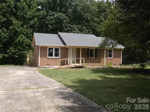 2300 Gleneagles Dr, Monroe, NC 28110