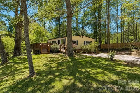 63 Sunnybrook Ln, Fletcher, NC 28732