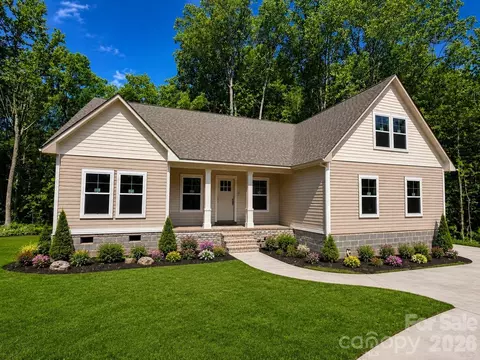 202 Bramblewood Dr, Salisbury, NC 28147