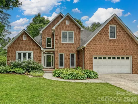 1719 Brandywine Dr, Matthews, NC 28105
