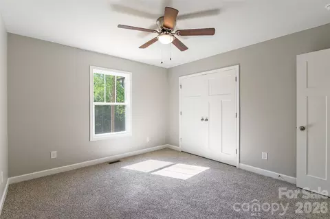 Bedroom - 1630 Riddle Rd, Clover, SC 29710 photo 7 of 8