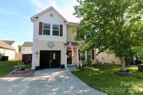 1445 Logan Patrick Ct, Gastonia, NC 28052