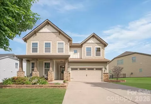 17534 Austins Creek Dr, Charlotte, NC 28278