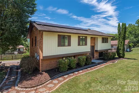 99 Young Dr, Candler, NC 28715