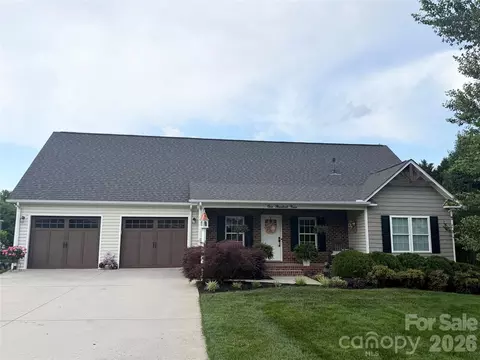 109 White Hall Ln, Hudson, NC 28638