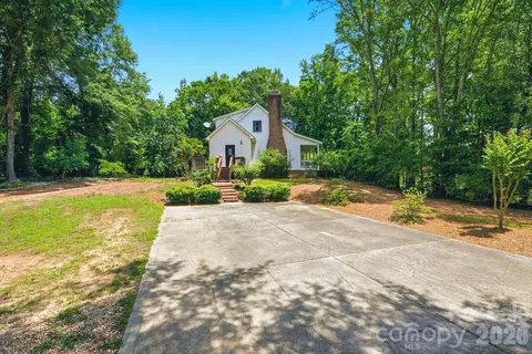 9143 Sadlers Ridge Rd, Fort Mill, SC 29707