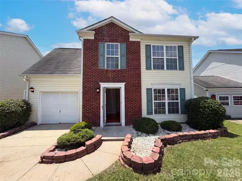 6121 Linda Vista Ln, Charlotte, NC 28216