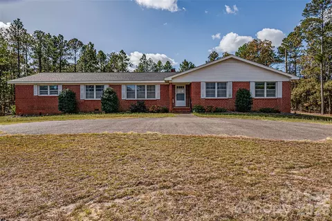 8684 Teals Mill Rd, Cheraw, SC 29520