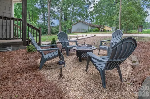 Exterior - 620 Welsh Ave, Monroe, NC 28112 photo 4 of 7
