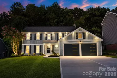 1943 Watlington Dr, Charlotte, NC 28270