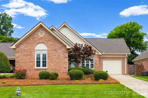 1551 Herlong Ct, Rock Hill, SC 29732