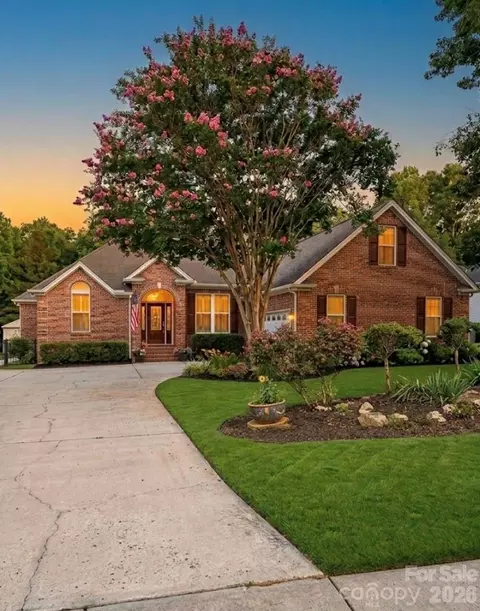 2330 Shannon Dr, Belmont, NC 28012