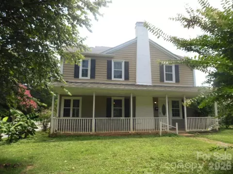 210 Oakdale St, Gastonia, NC 28054