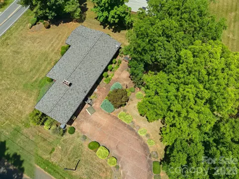 View/Area - 404 E Lyerly St, Salisbury, NC 28146 photo 1 of 4