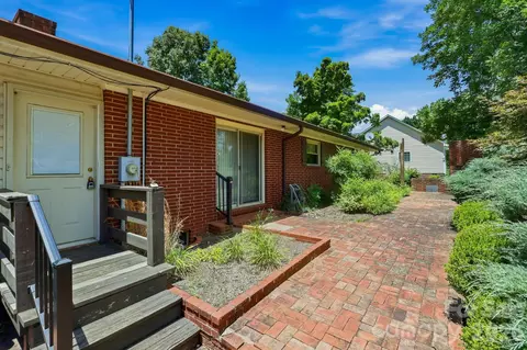Exterior - 404 E Lyerly St, Salisbury, NC 28146 photo 7 of 8