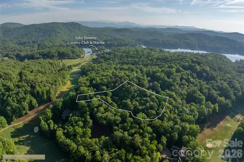 Cherokee Trace, Lake Toxaway, NC 28747