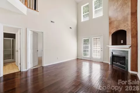 10781 Essex Hall Dr, Charlotte, NC 28277