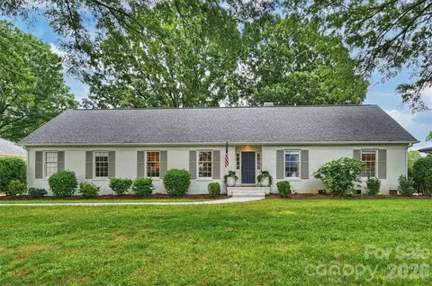 601 Lansdowne Rd, Charlotte, NC 28270