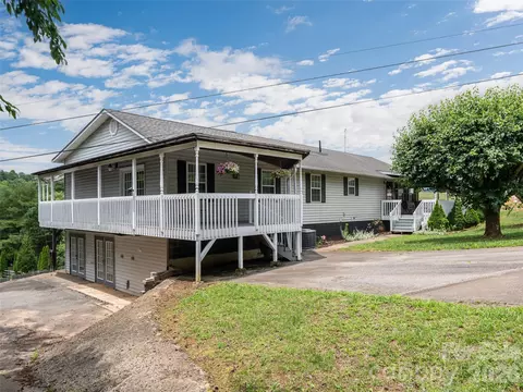 9 Coquina 1 Ln #1, Leicester, NC 28748